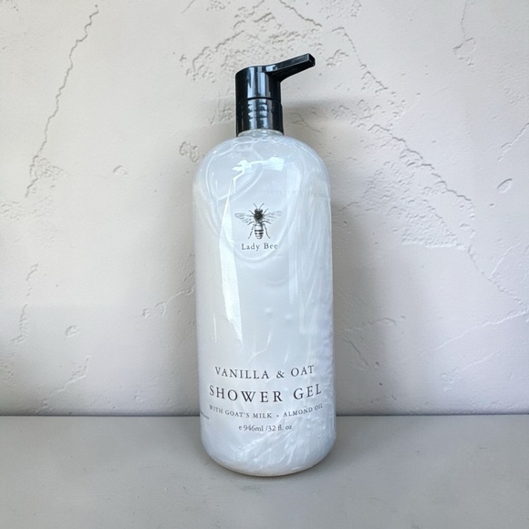 Lady Bee Other - Lady Bee New Vanilla & Oat Shower Gel - 32oz